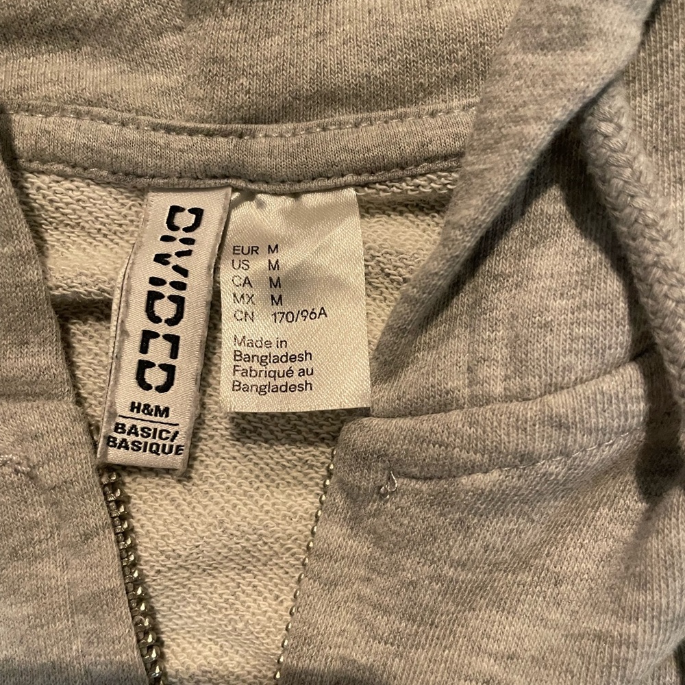 H&M Zip Up - Picture 3 of 5